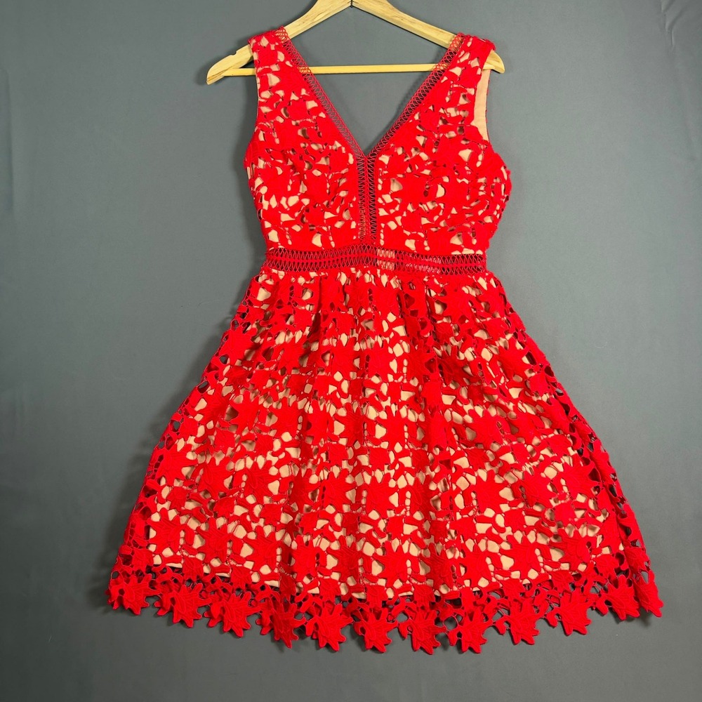 Danity Floral Lace Fit & Flare Dress Red Sleeveless Cocktail Women's Medium NWT